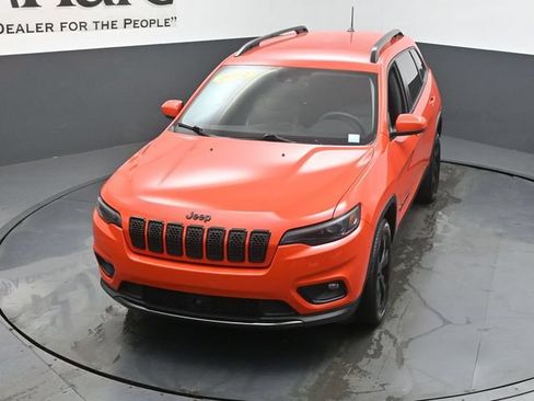 Used 2021 Jeep Cherokee Latitude Plus AWD/4WD image 46