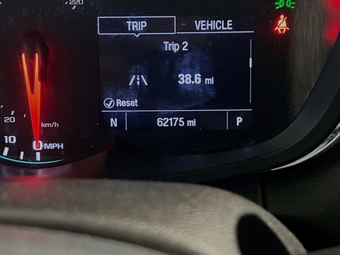Used 2019 Chevrolet Trax LT FWD image 8