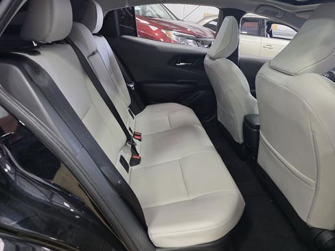 Used 2024 Toyota Prius Limited w/ Limited Premium Package FWD image 20