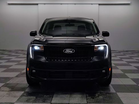 New 2026 Ford Maverick Lobo AWD/4WD image 5