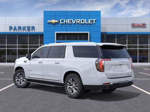 New 2026 GMC Yukon XL Denali w/ Advanced Technology Package image 3