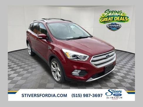 Used 2019 Ford Escape Titanium FWD image 1