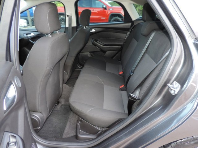 Used 2018 Ford Focus SEL FWD image 23