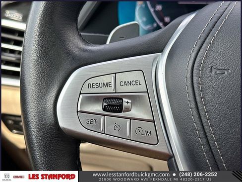 Used 2022 BMW X7 xDrive40i w/ Premium Package image 25