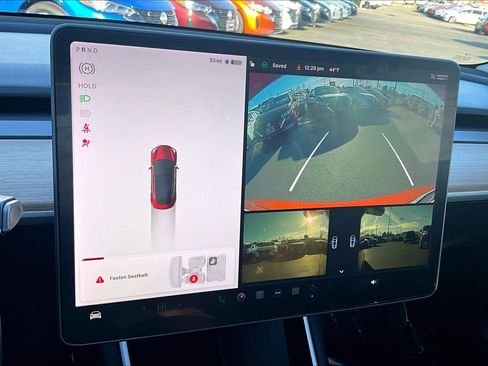 Used 2018 Tesla Model 3 Long Range image 13