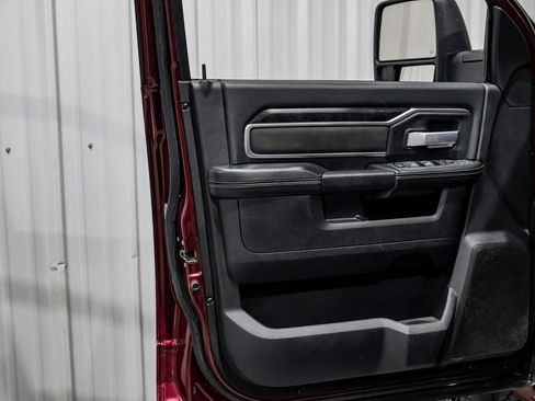 Used 2024 RAM 2500 Big Horn image 34