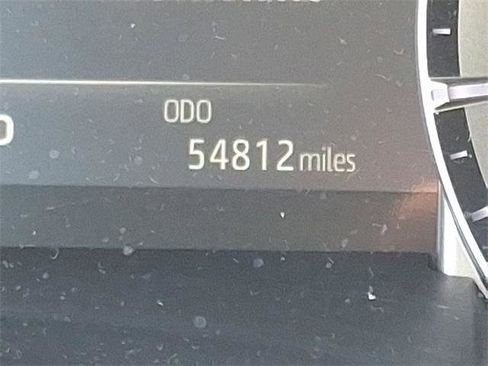 Certified 2022 Toyota Highlander XLE image 20