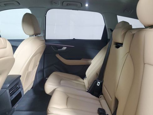 Used 2025 Audi Q7 3.0T Premium Plus w/ Premium Plus Package image 11