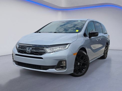 Used 2025 Honda Odyssey Sport-L image 2