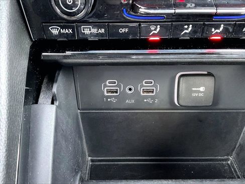 Certified 2023 Jeep Grand Cherokee Limited image 19