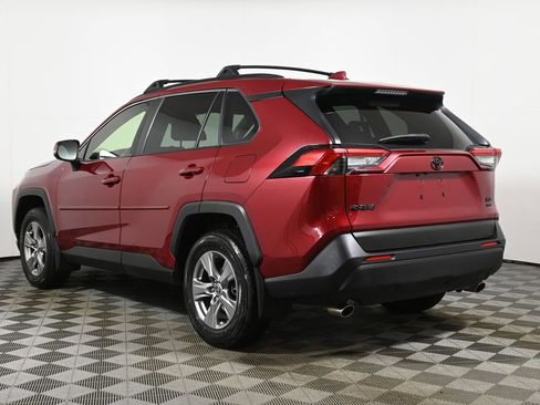 Used 2023 Toyota RAV4 XLE w/ Convenience Package image 5