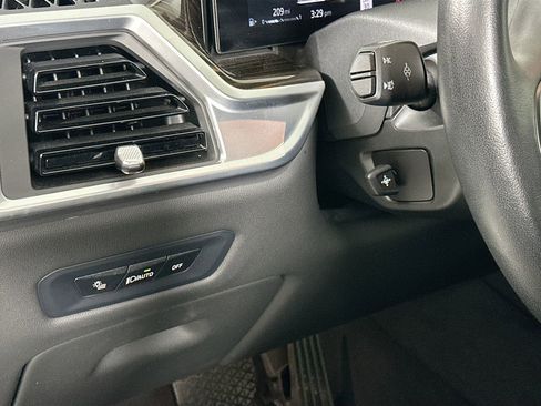 Certified 2024 BMW X5 xDrive40i w/ Parking Assistance Package image 11