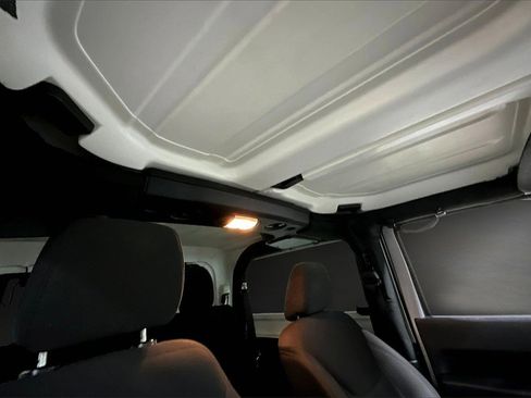 Used 2017 Jeep Wrangler Sport image 25