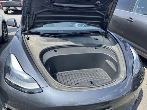Used 2023 Tesla Model 3 Standard Range RWD image 26