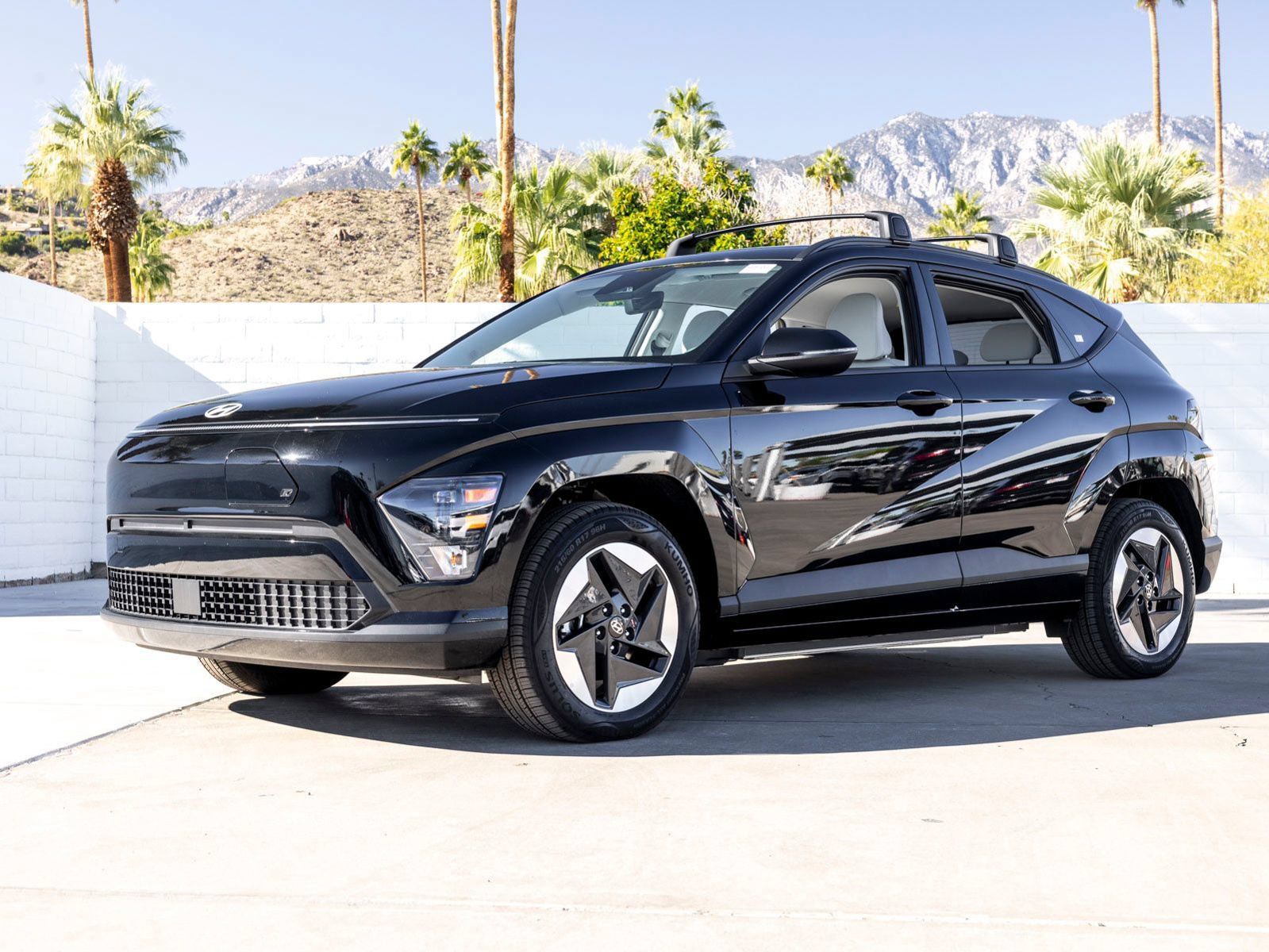 New 2025 Hyundai Kona SEL FWD image 1