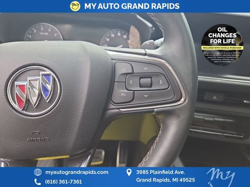 Used 2023 Buick Envision Essence w/ Sport Touring Package AWD/4WD image 16
