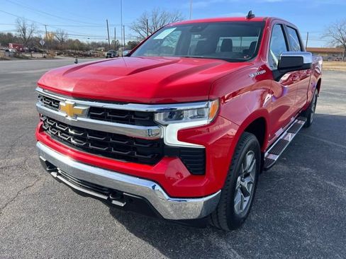 Used 2023 Chevrolet Silverado 1500 LT w/ Protection Package AWD/4WD image 1