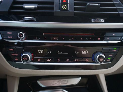 Used 2019 BMW X3 xDrive30i w/ Premium Package image 11