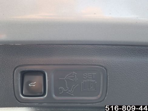 Used 2024 Ford Expedition Platinum AWD/4WD image 26