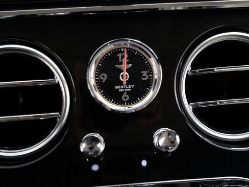 Used 2020 Bentley Continental GT image 41