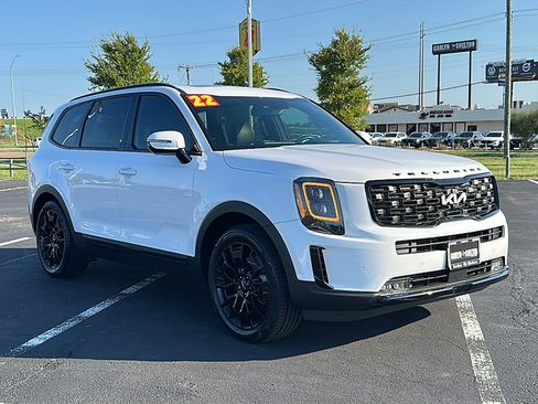 Used 2022 Kia Telluride SX w/ SX Prestige Package image 10