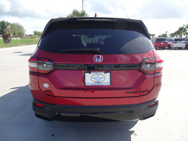 New 2026 Honda Pilot Black Edition image 5