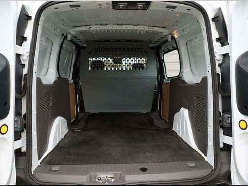 Used 2020 Ford Transit Connect XL image 10