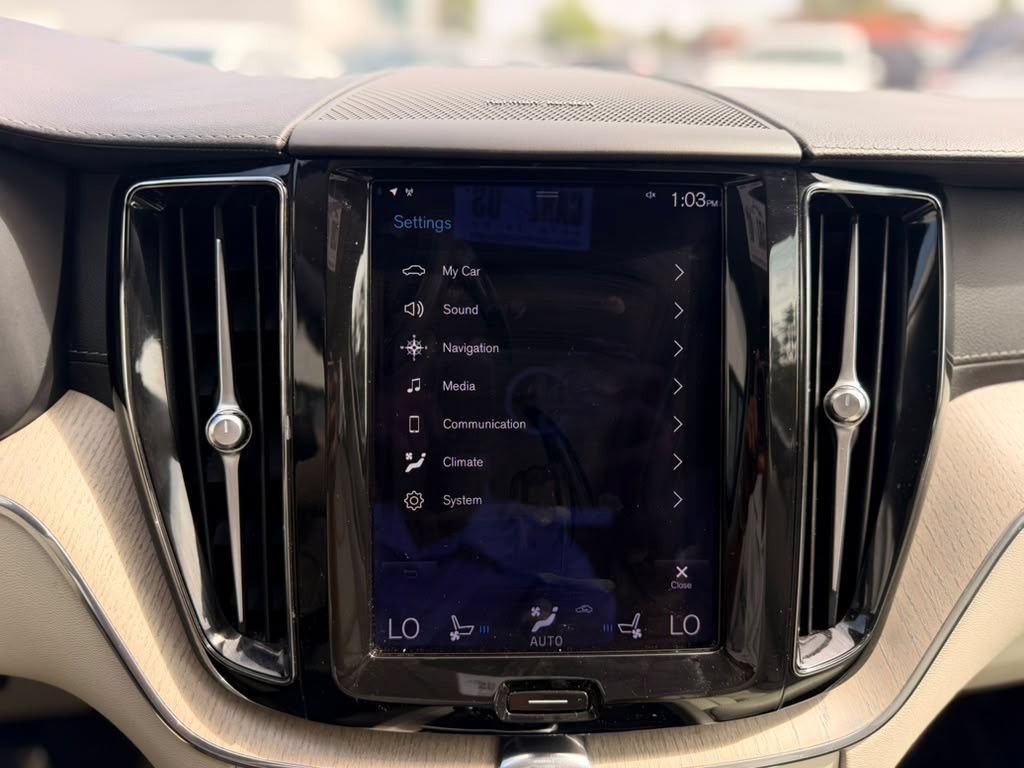Used 2021 Volvo XC60 T6 Inscription w/ Advanced Package AWD/4WD image 34