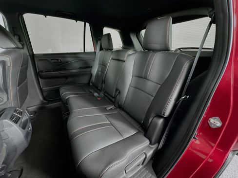 Certified 2022 Honda Passport TrailSport image 25