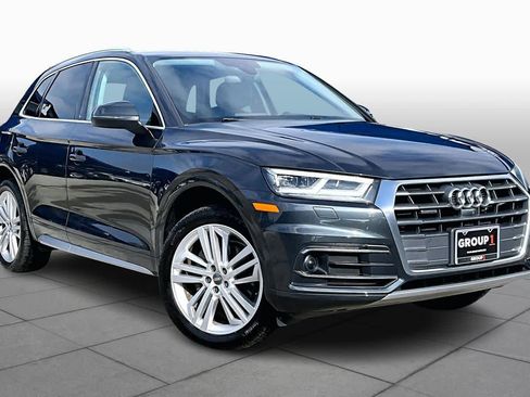 Used 2018 Audi Q5 Prestige image 2