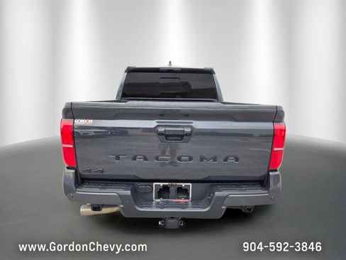Used 2024 Toyota Tacoma TRD Sport w/ TRD Sport Upgrade Package AWD/4WD image 4