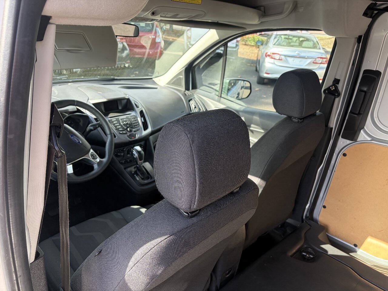 Used 2015 Ford Transit Connect XLT FWD image 11