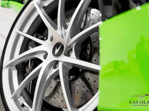 Used 2026 McLaren 750S Spider RWD image 12
