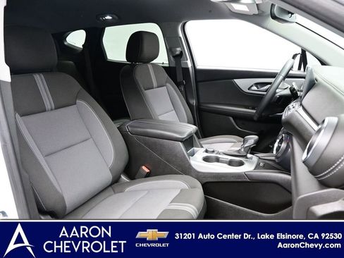 New 2025 Chevrolet Blazer LT w/ Convenience Package image 10