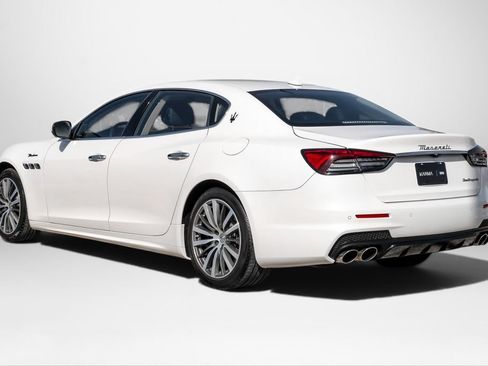 Used 2022 Maserati Quattroporte Modena RWD image 7