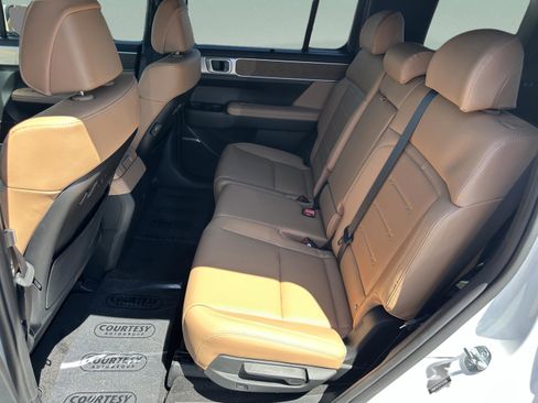 New 2026 Hyundai Santa Fe Limited FWD image 13