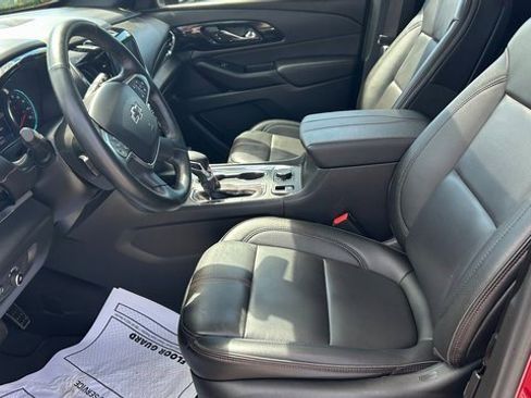 Certified 2023 Chevrolet Traverse RS image 15