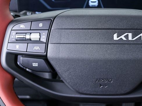 Used 2026 Kia Sportage SX FWD image 10