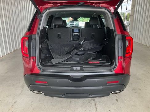 Used 2023 GMC Acadia SLT w/ Elevation Edition FWD image 18