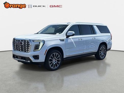 New 2026 GMC Yukon XL Denali w/ Denali Reserve Package AWD/4WD image 7