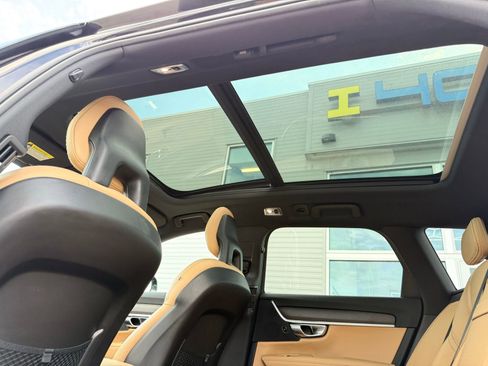 Used 2018 Volvo V90 T5 Cross Country w/ Convenience Package AWD/4WD image 24