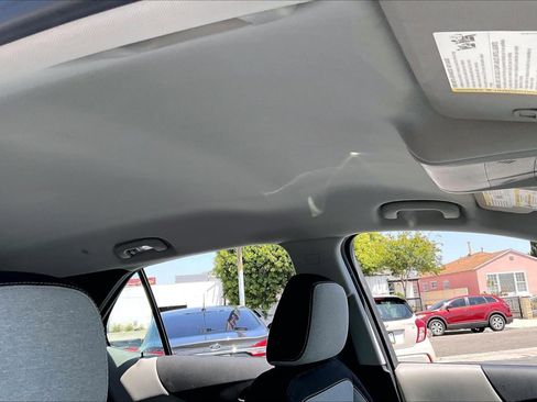 Used 2022 Chevrolet Equinox LS FWD image 22