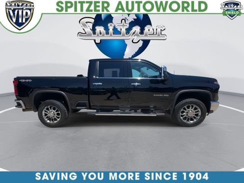 Used 2024 Chevrolet Silverado 3500 LTZ w/ LTZ Plus Package AWD/4WD image 10
