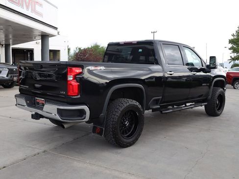 Used 2024 Chevrolet Silverado 3500 LTZ AWD/4WD image 6