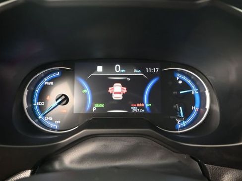 Used 2024 Toyota RAV4 XSE AWD/4WD image 10