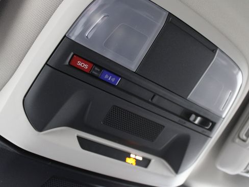 New 2026 Subaru Crosstrek 2.5i Limited image 17