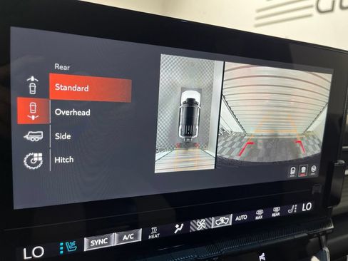 New 2026 GMC Hummer EV SUV AWD/4WD image 10