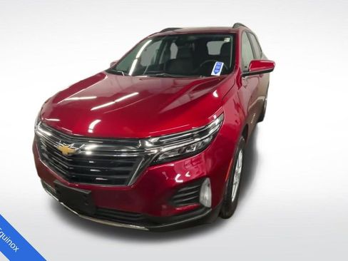 Used 2024 Chevrolet Equinox LT AWD/4WD image 1