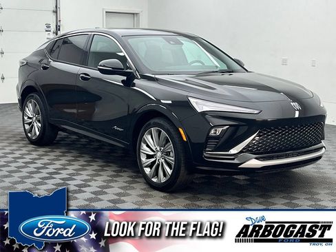 Used 2024 Buick Envista Avenir FWD image 1