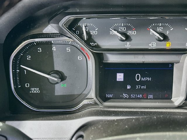 Used 2022 GMC Sierra 1500 AT4 w/ AT4 Preferred Package AWD/4WD image 14